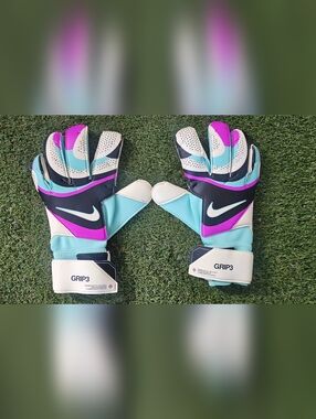 Goalkeeper Gloves Nike Size 10